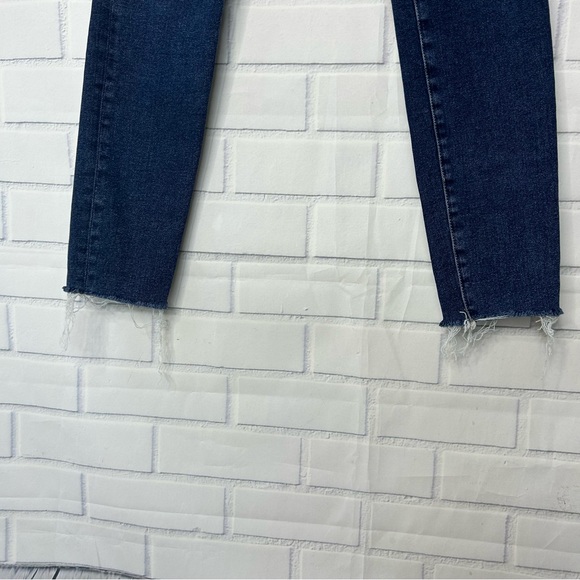 Good American Good Legs Skinny Jeans size 27 - Picture 3 of 9